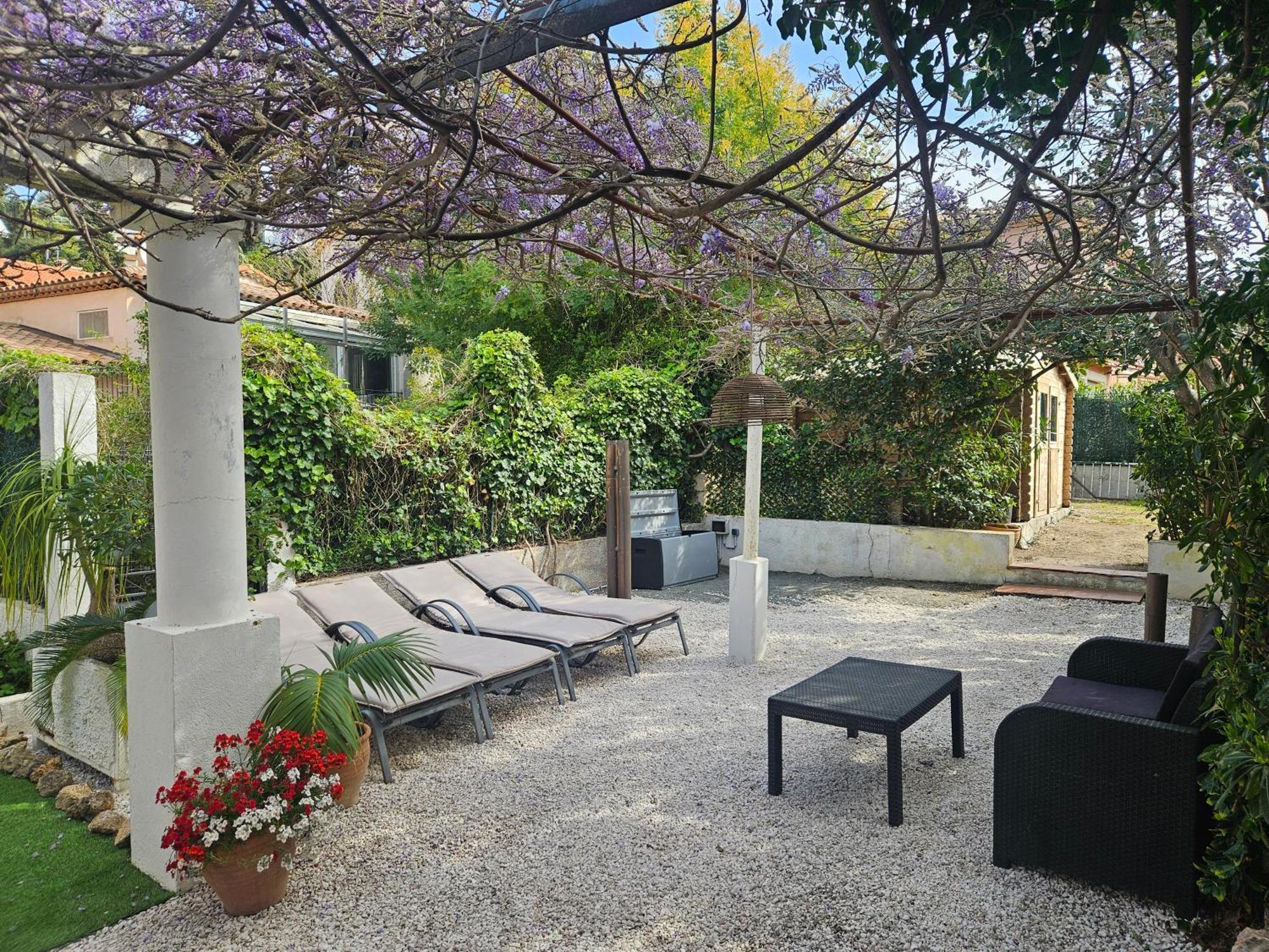 Chez Louis Hotel Les Issambres Exterior foto