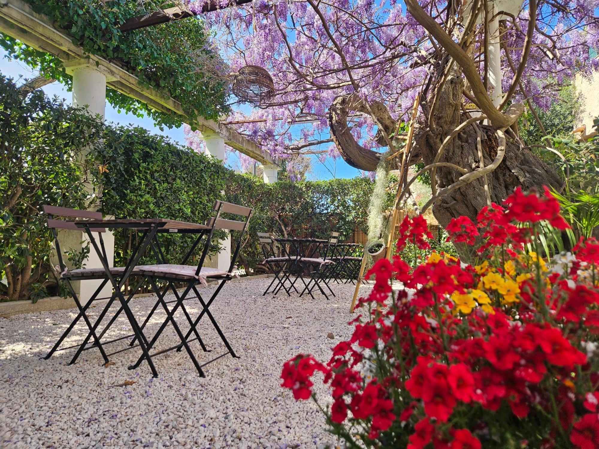 Chez Louis Hotel Les Issambres Exterior foto